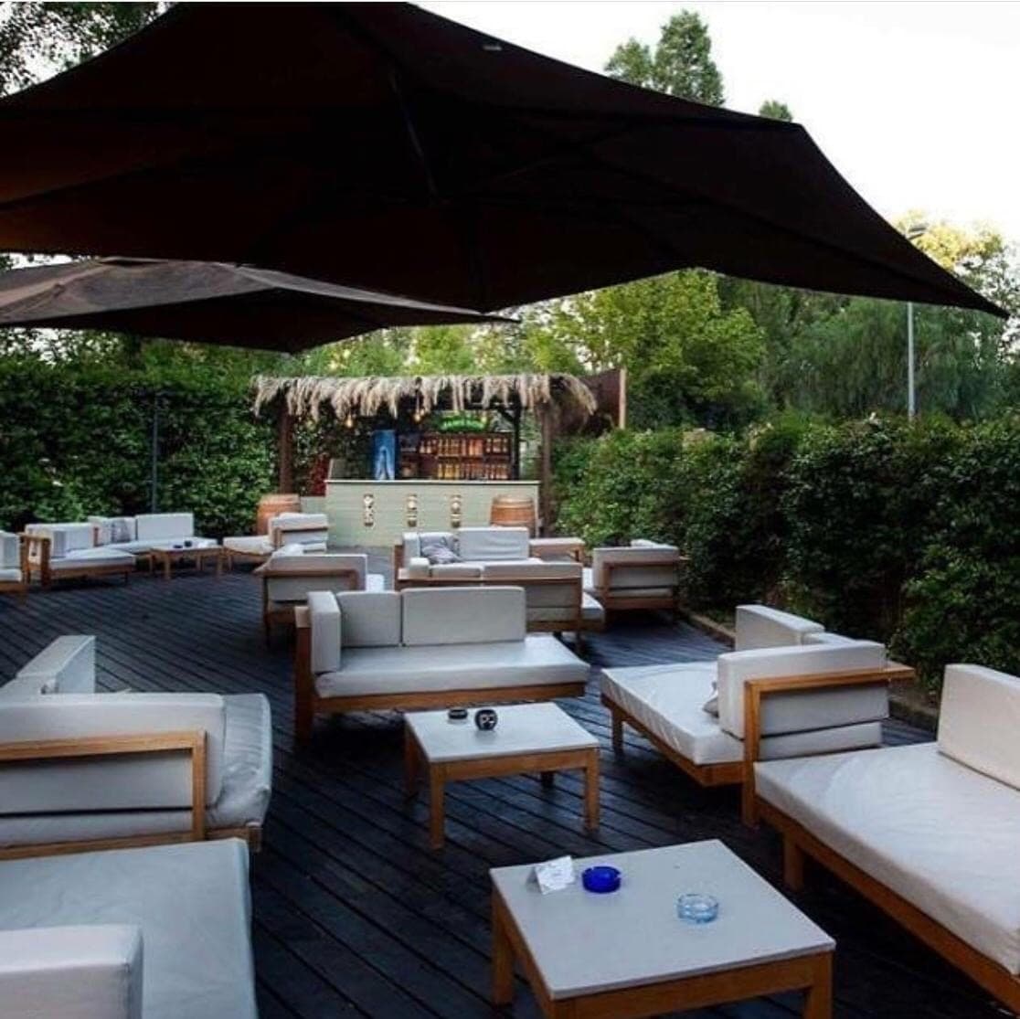 Blume Lounge