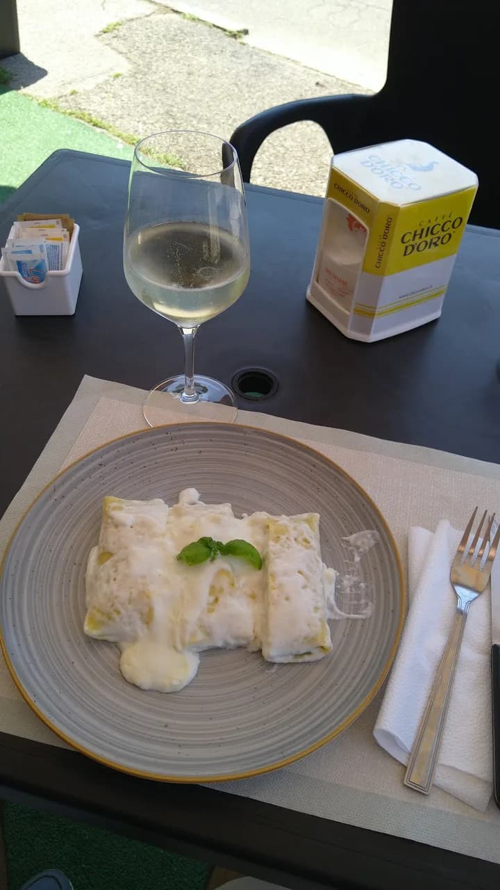 7 5 Caffetteria Wine Bar