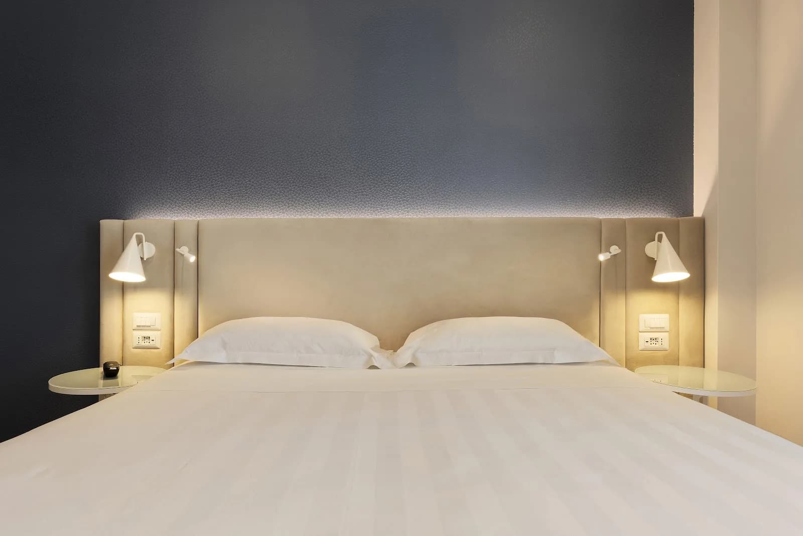 Adesso Hotel