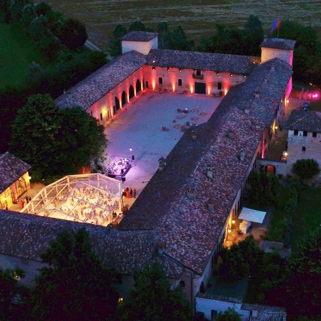 Castello Borromeo Di Camairago
