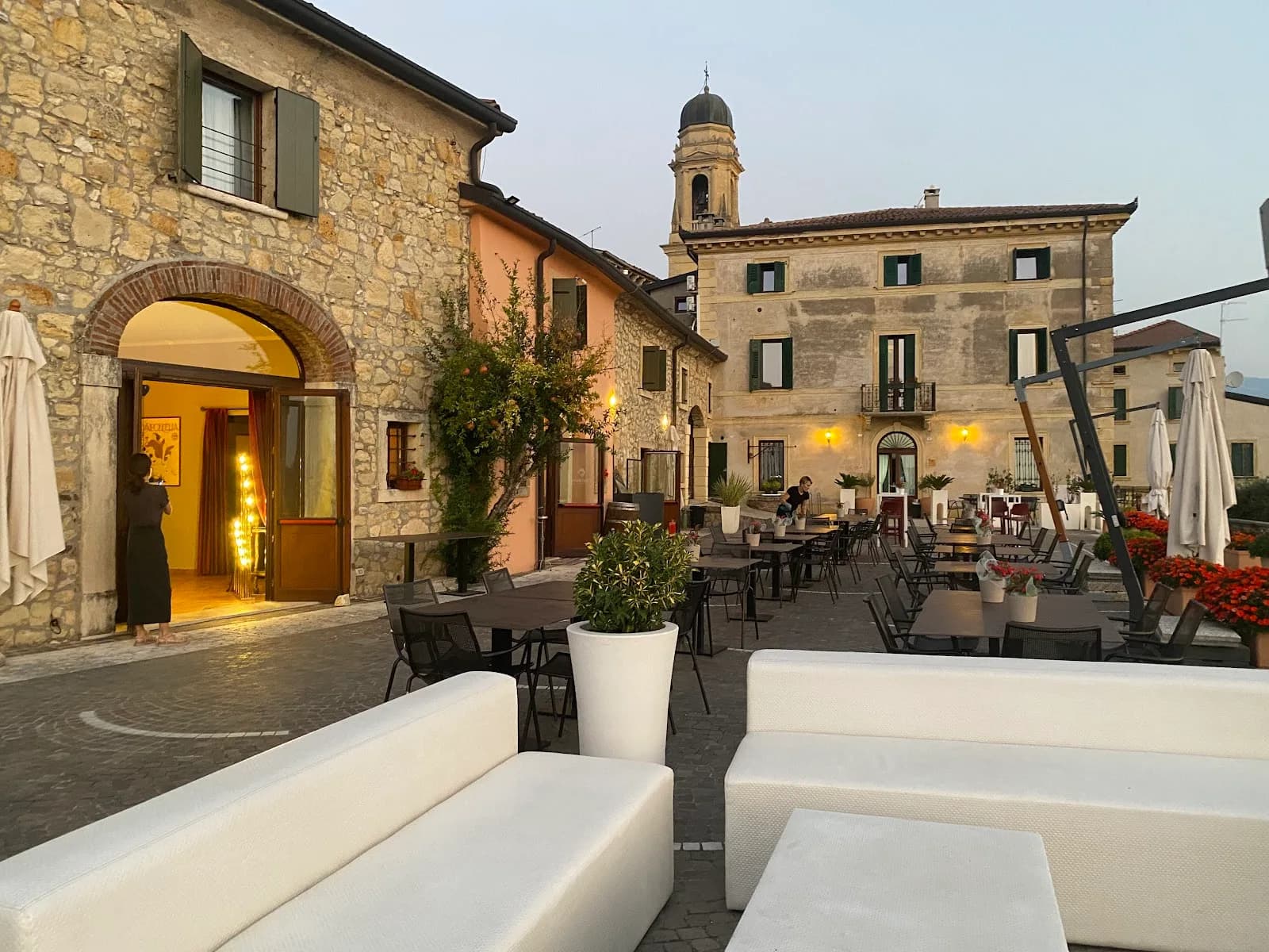 Castrum Wine Relais