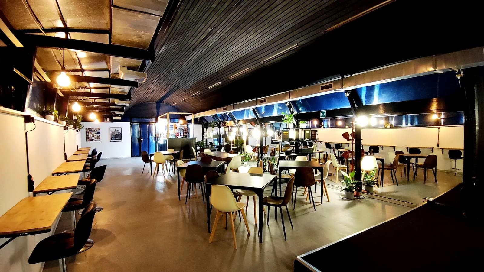 Core Backstage Hub