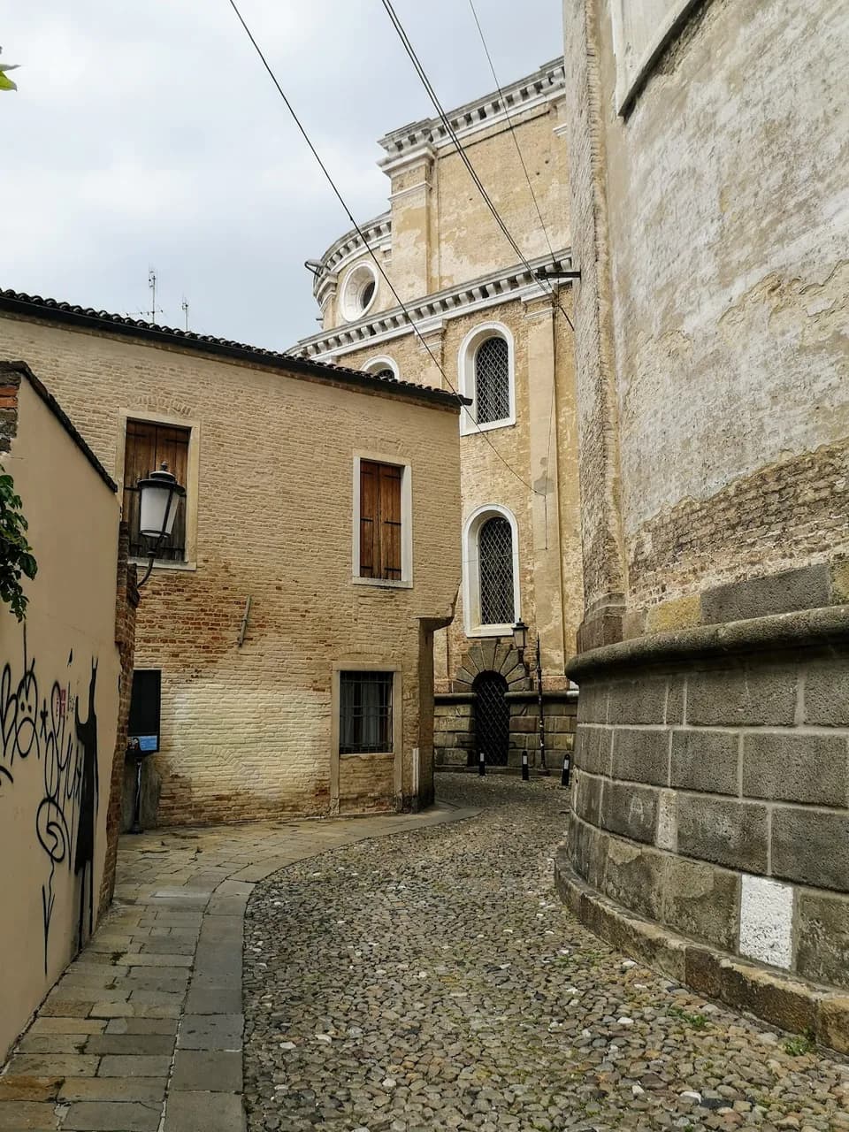 Dietroduomo