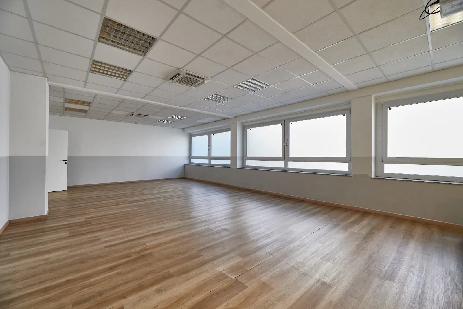 Easy Space