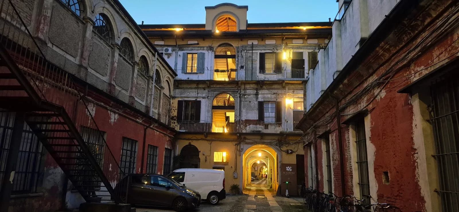 Figli Dei Fiori Al Cortile