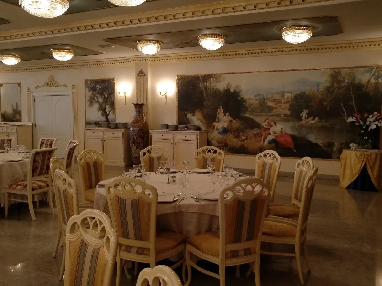 Hotel Alexander Palace