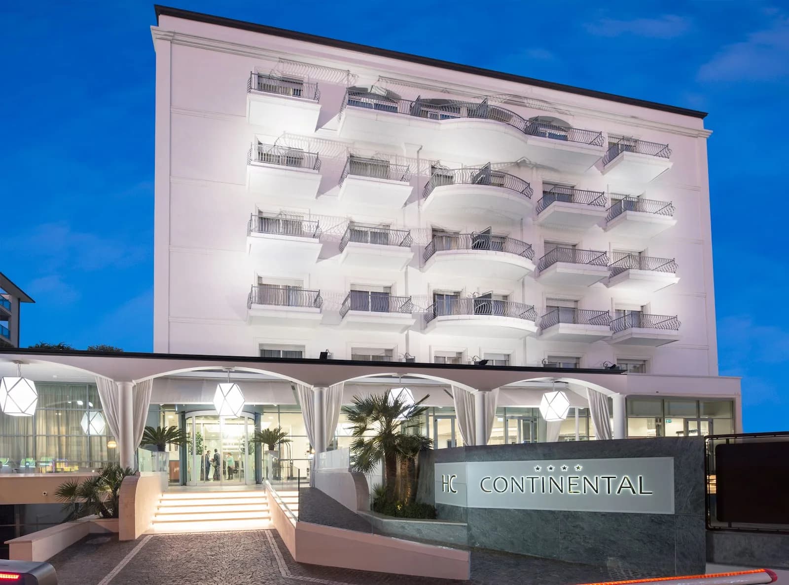 Hotel Continental E Dei Congressi