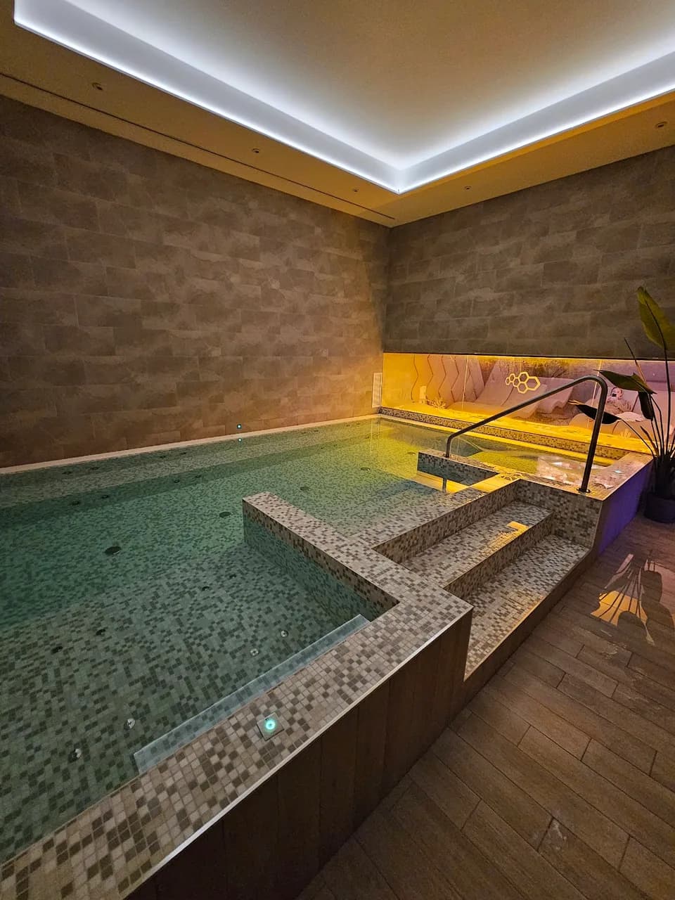 Hotel The Hive