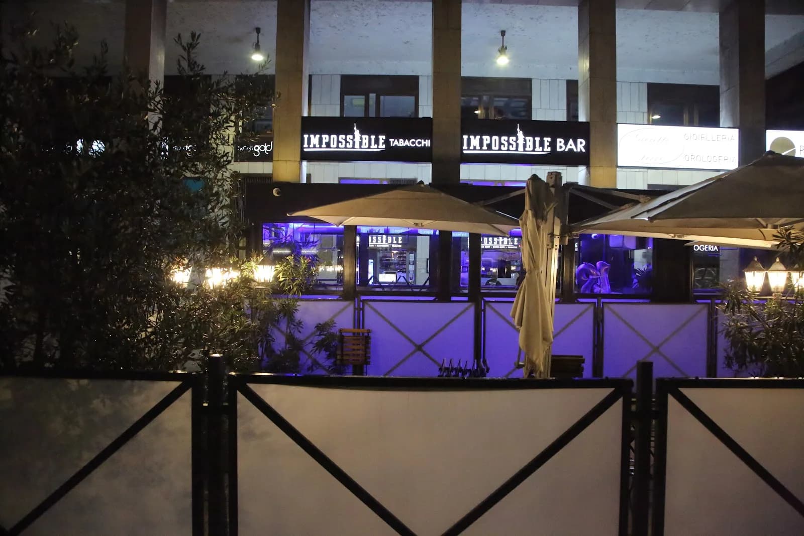 Impossible Bar