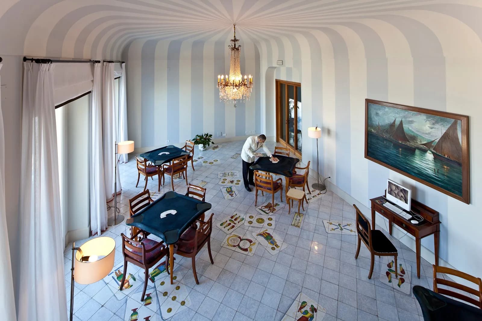Lalbergo Della Regina Isabella