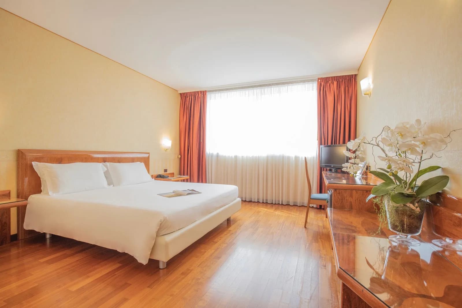 Montresor Hotel Tower Congress Center