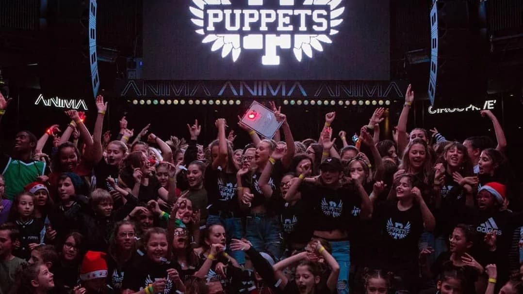 Puppets Family