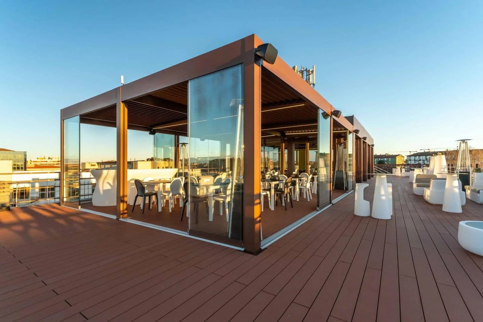 Rooftop Q41