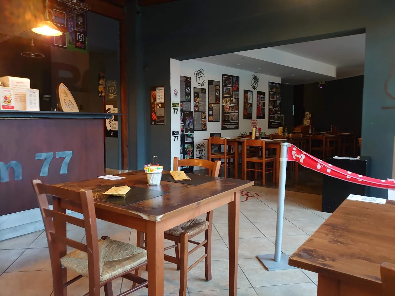 Route 77 Ostello Ed Eventi