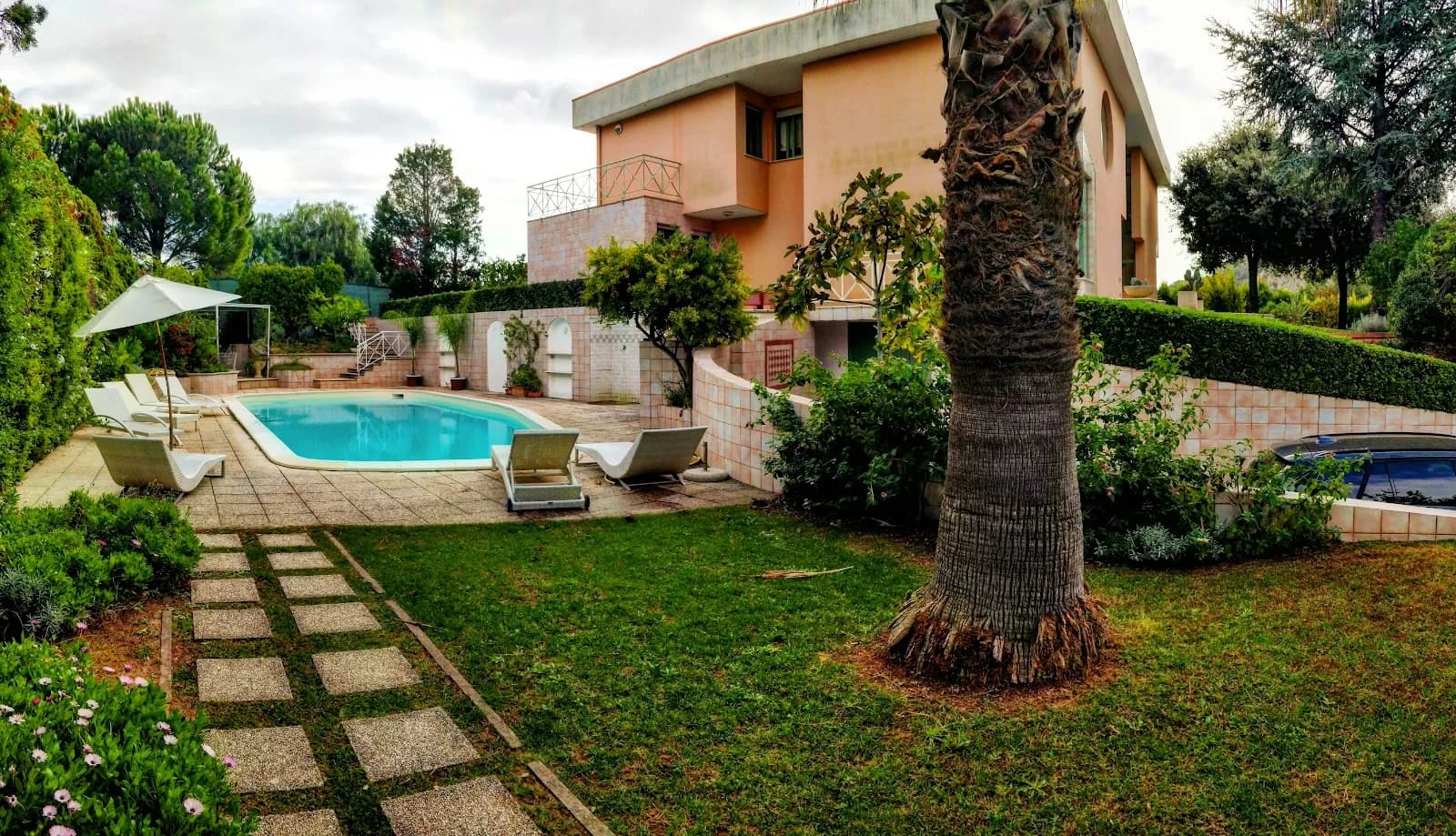 Villa Ferrara