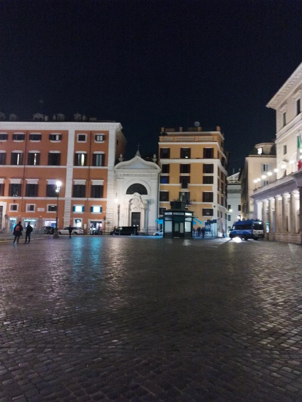 Palazzo Ferrajoli