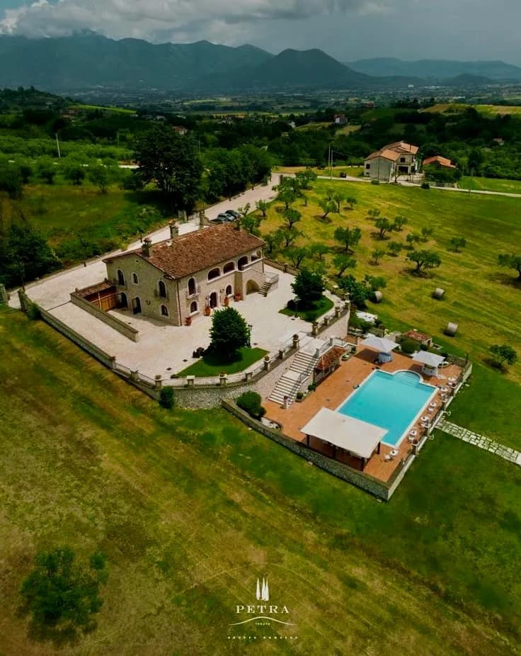 Tenuta Petra