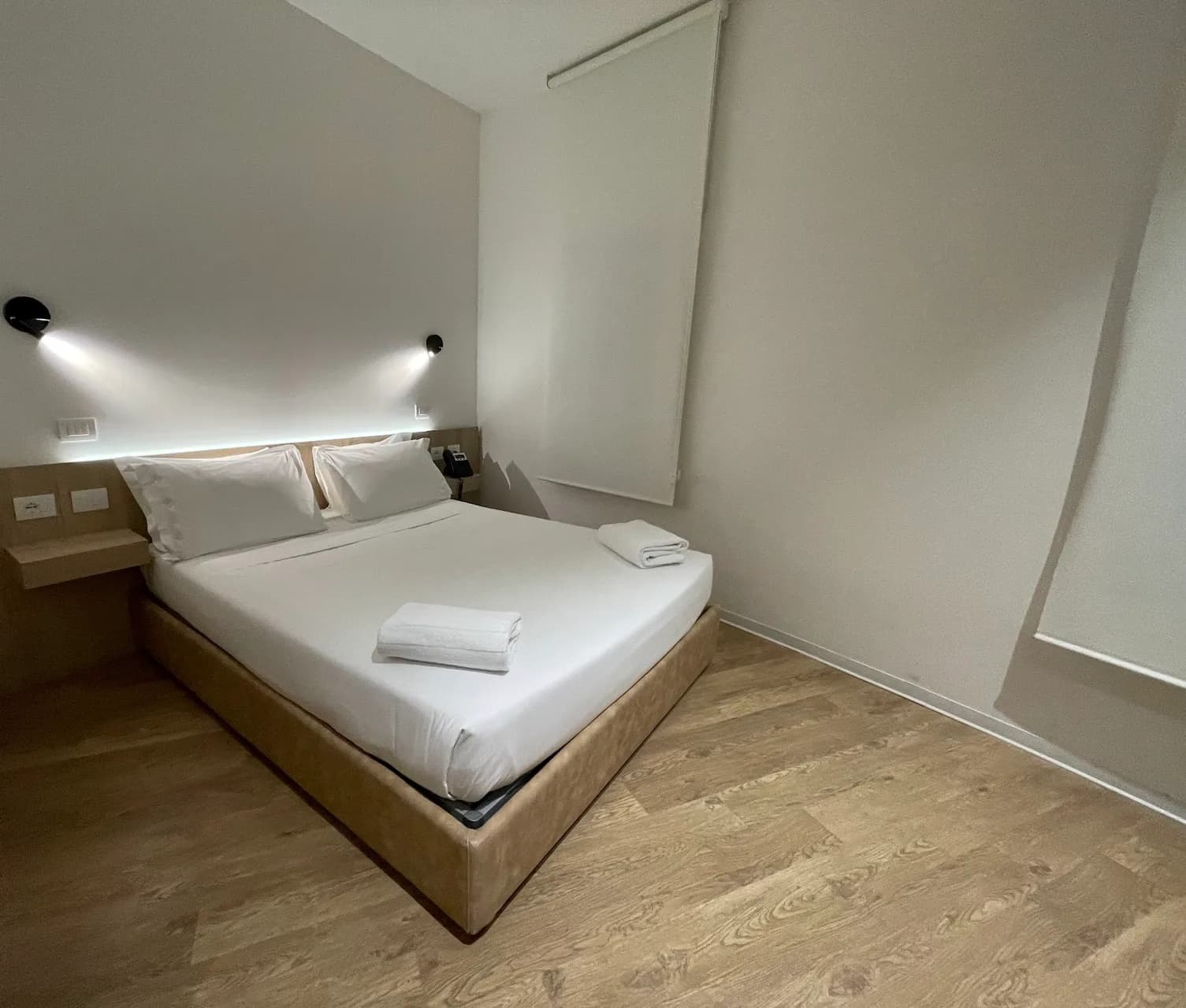 Air Rooms Lounge By Hello Sky