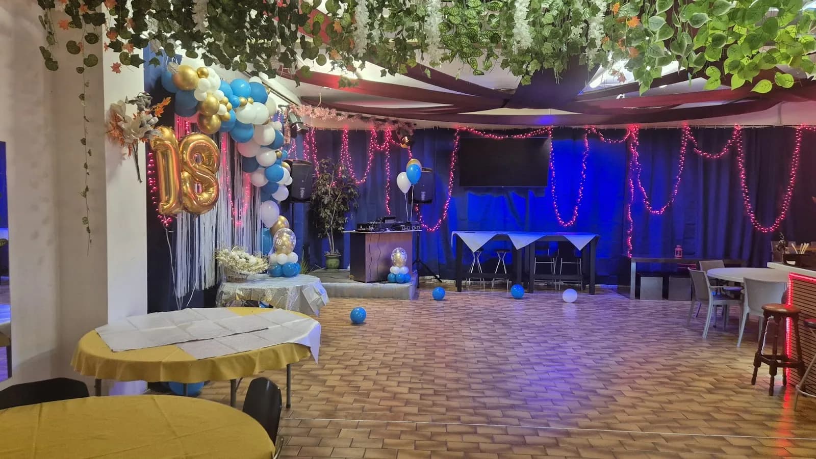 Aquila Doro