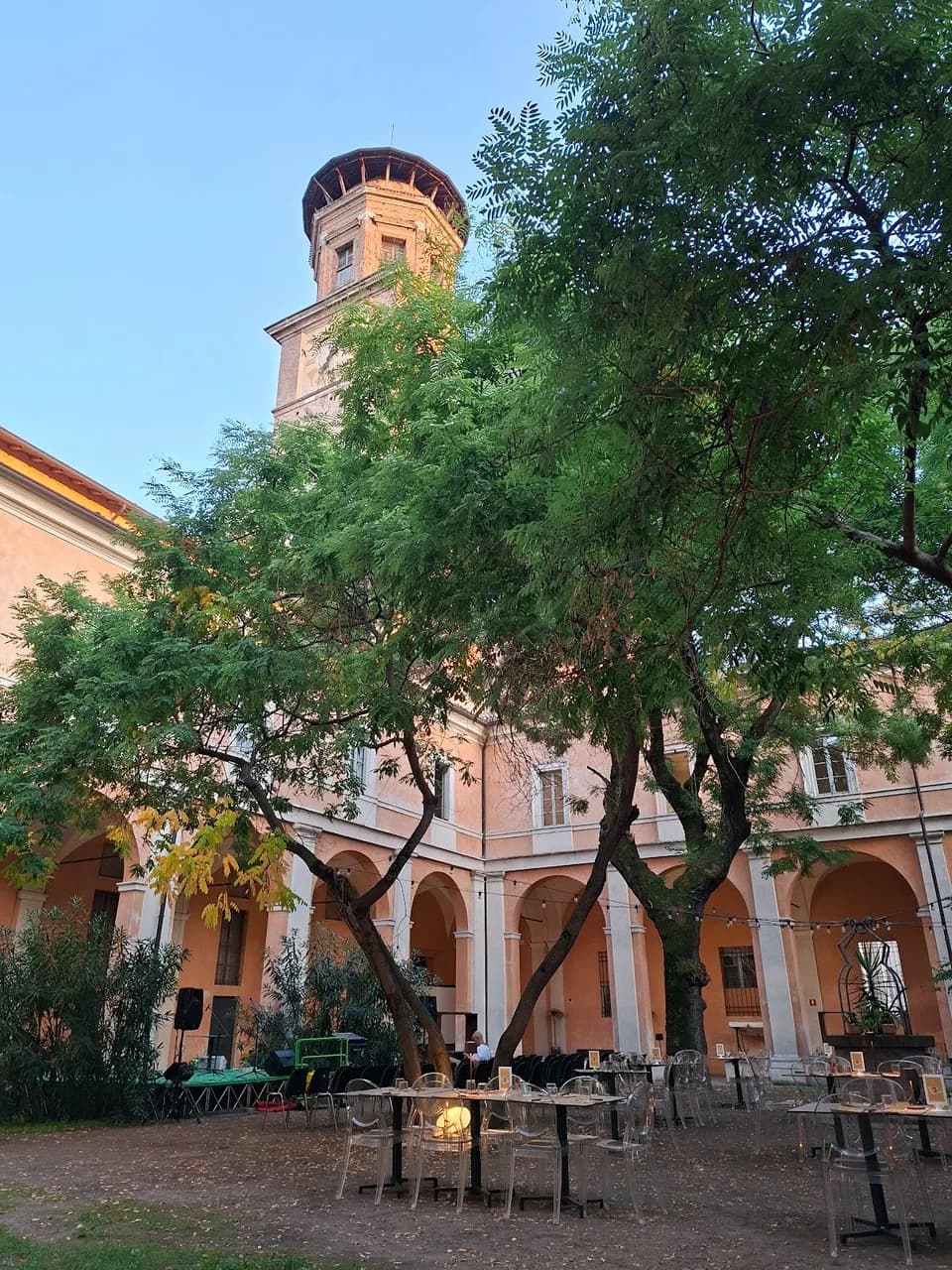 Chiostro Della Ghiara