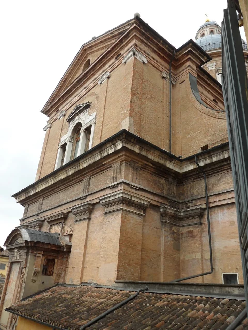 Chiostro Della Ghiara