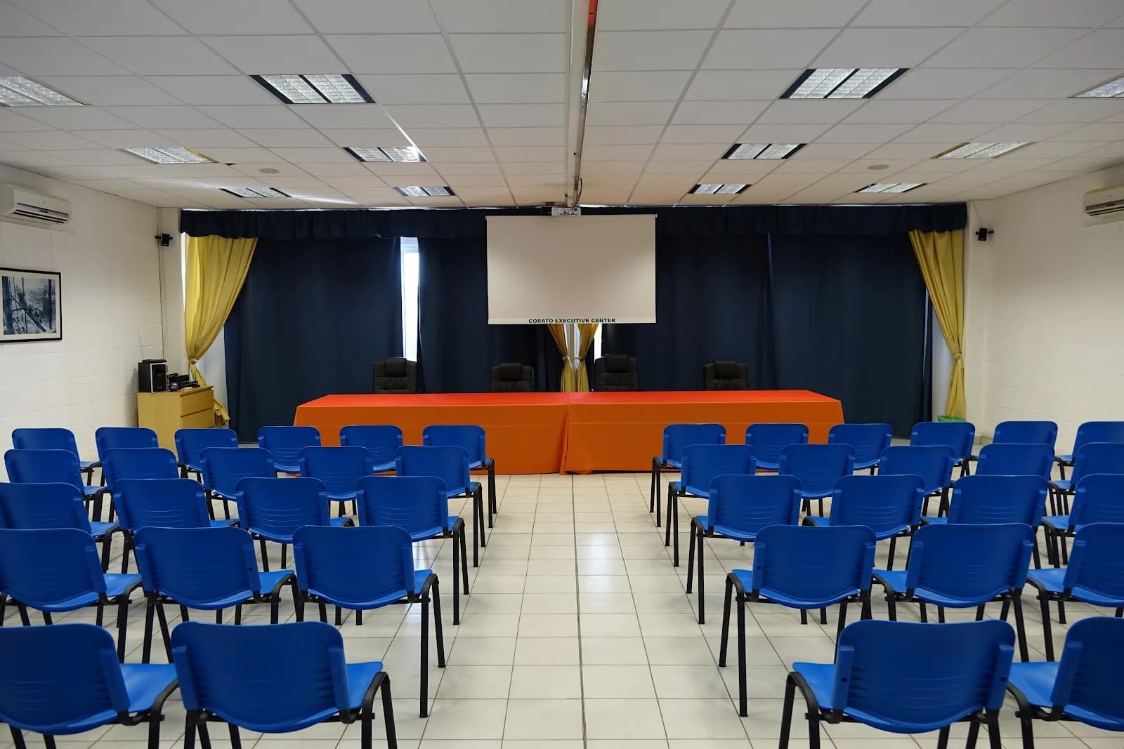 Corato Executive Center