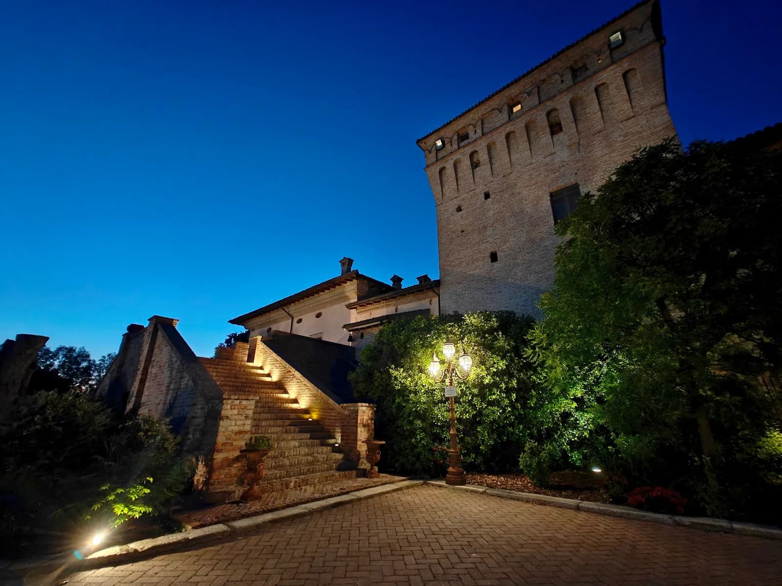 Hotel Ristorante La Tavola Rotonda