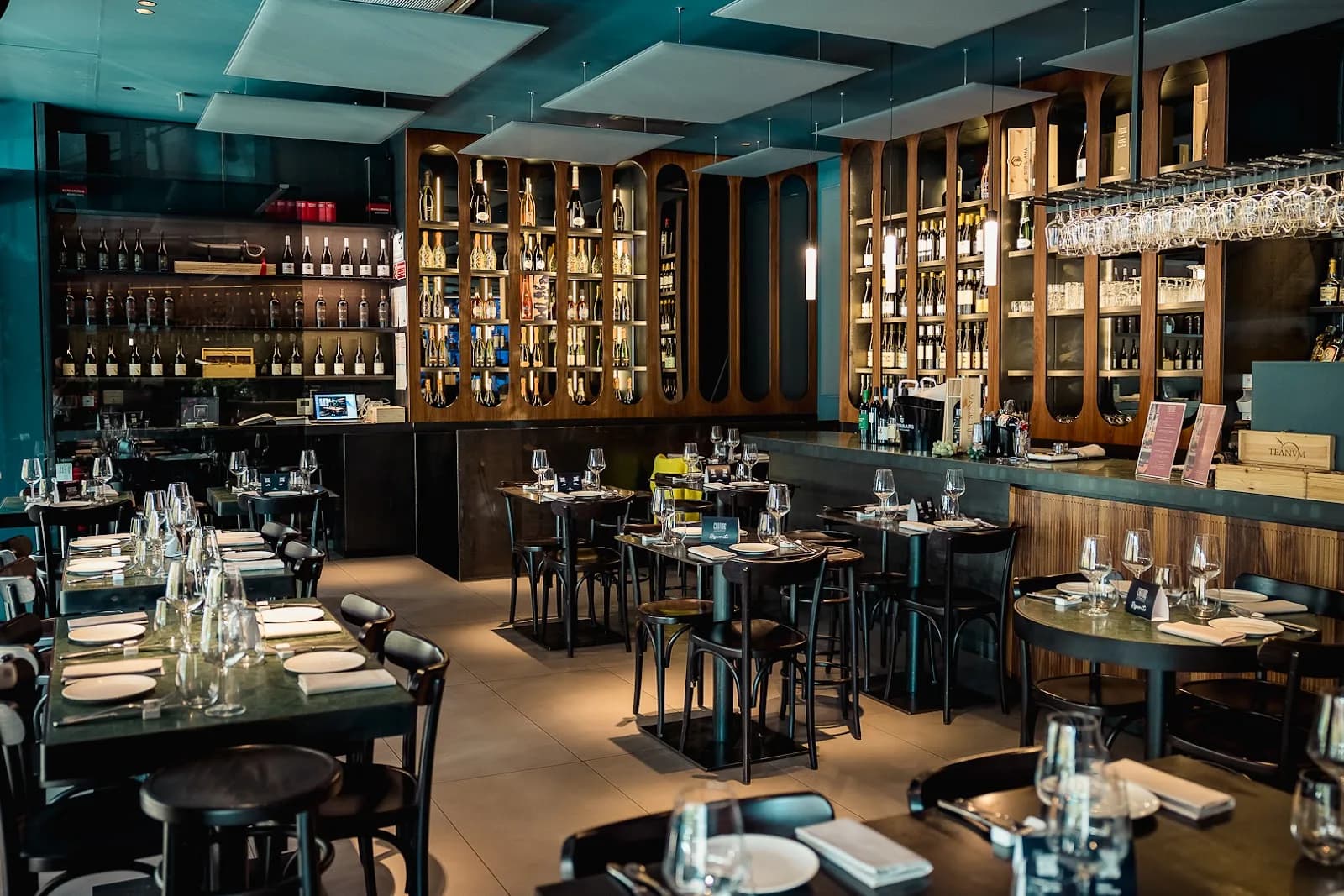 La Cantina