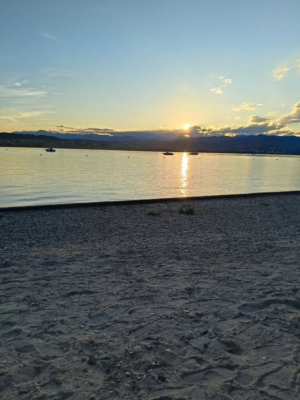 Lisanzalake