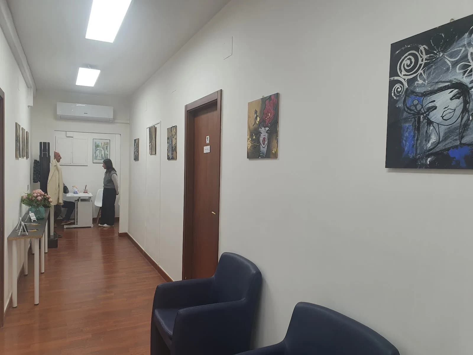 Meetingroombari