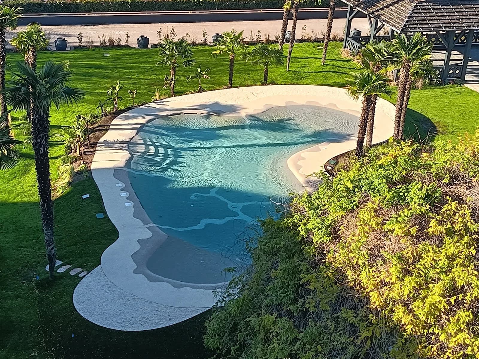 Royal Garden Hotel