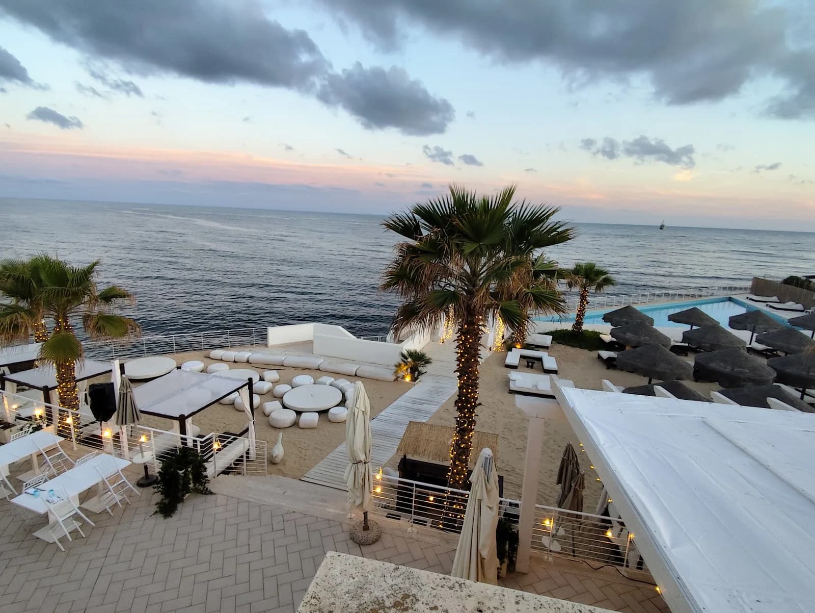 Mediterraneo Beach Resort