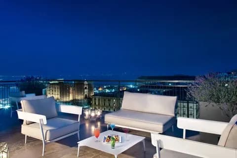 Renaissance Naples Hotel Mediterraneo