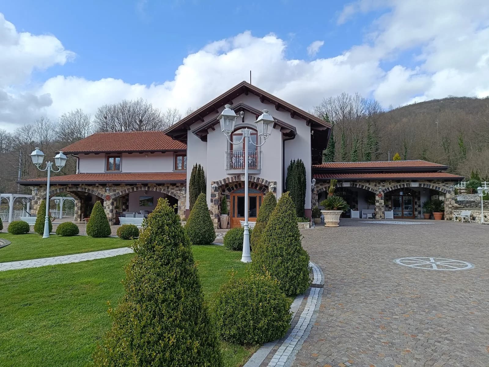 Villa Jomaryan